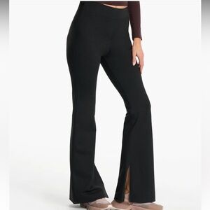 Vuori Granite High Waist Flare Leggings with a Slit